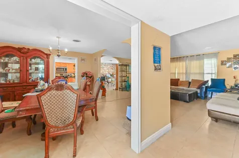 315 SW 12th Avenue Boynton Beach FL 33435