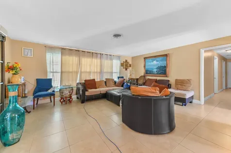 315 SW 12th Avenue Boynton Beach FL 33435