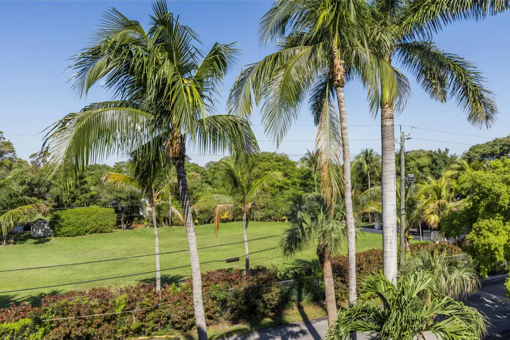 701 NW 19th Street NW Fort Lauderdale FL 33311