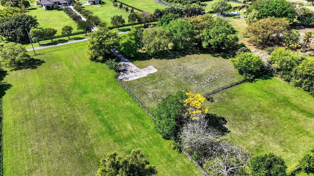10245 La Reina Road Delray Beach FL 33446