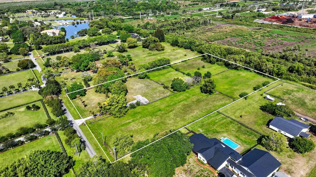 10245 La Reina Road Delray Beach FL 33446