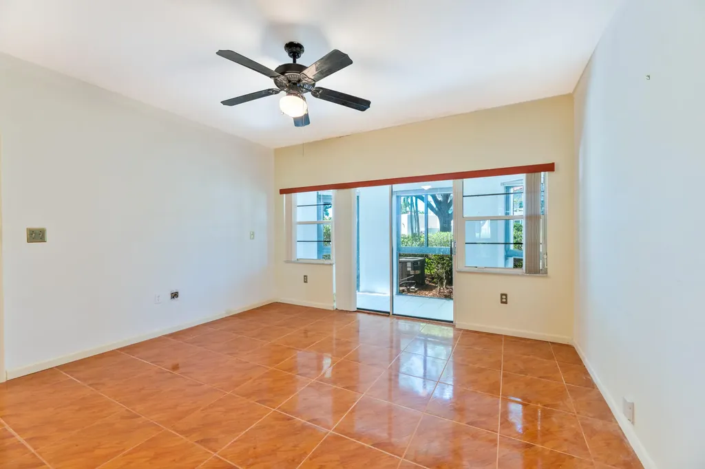 6622 Villa Sonrisa Drive Boca Raton FL 33433