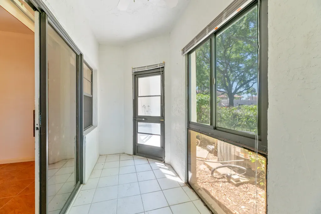 6622 Villa Sonrisa Drive Boca Raton FL 33433