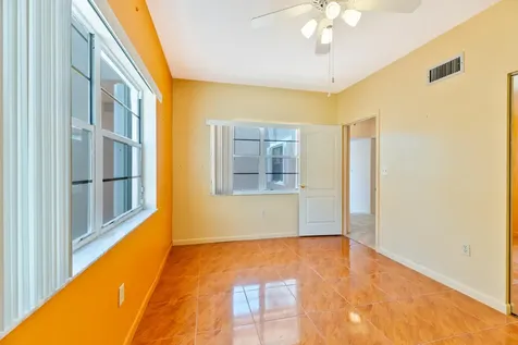 6622 Villa Sonrisa Drive Boca Raton FL 33433