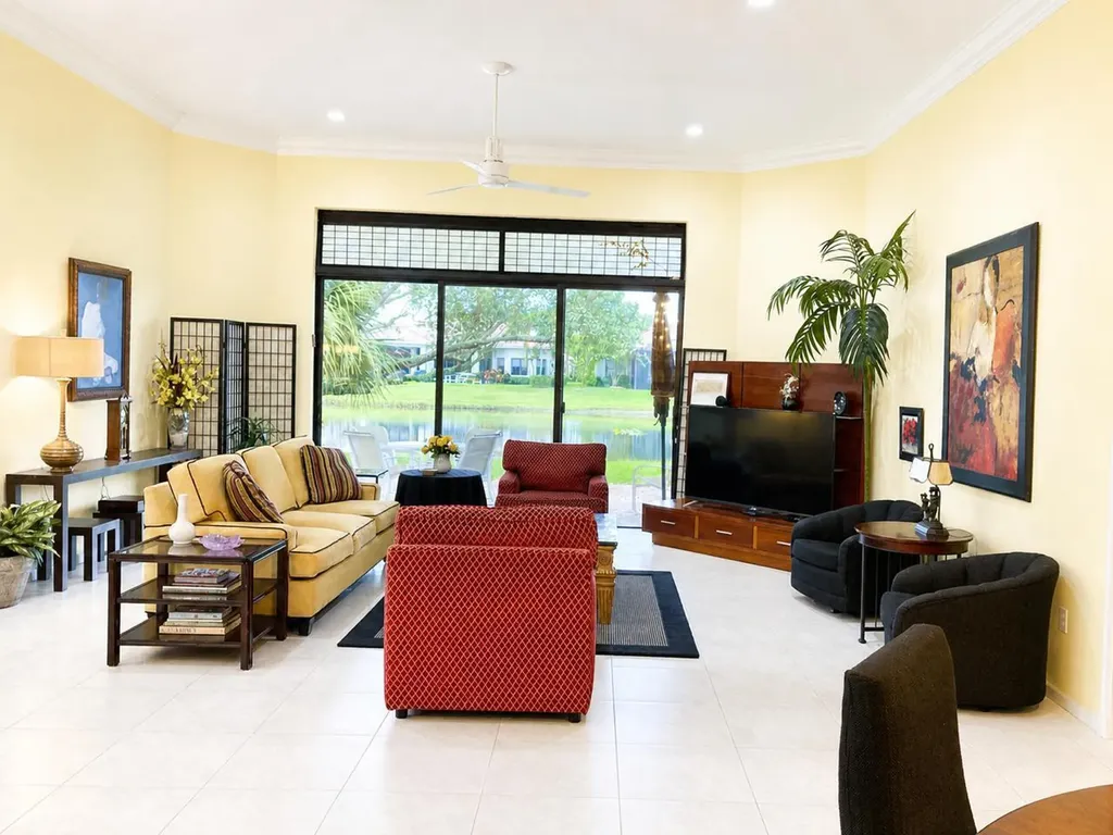 7159 Boscanni Drive Boynton Beach FL 33437
