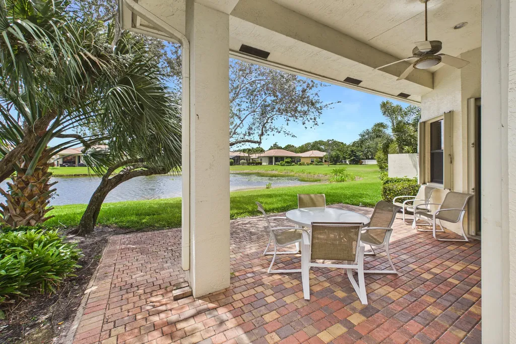 7159 Boscanni Drive Boynton Beach FL 33437