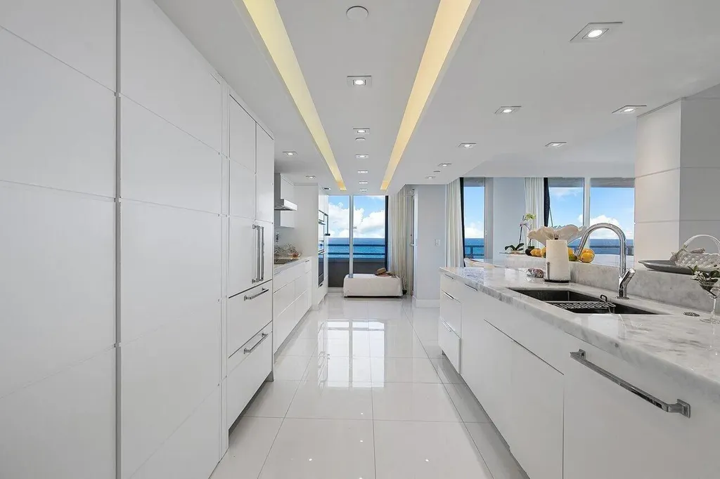 3560 S Ocean Boulevard South Palm Beach FL 33480