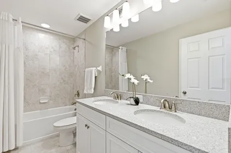 9522 Seagrass Port Pass Wesley Chapel FL 33545