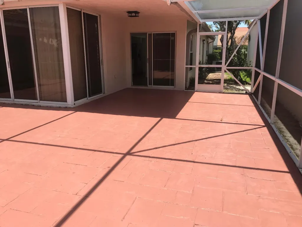 7296 Via Palomar Boca Raton FL 33433