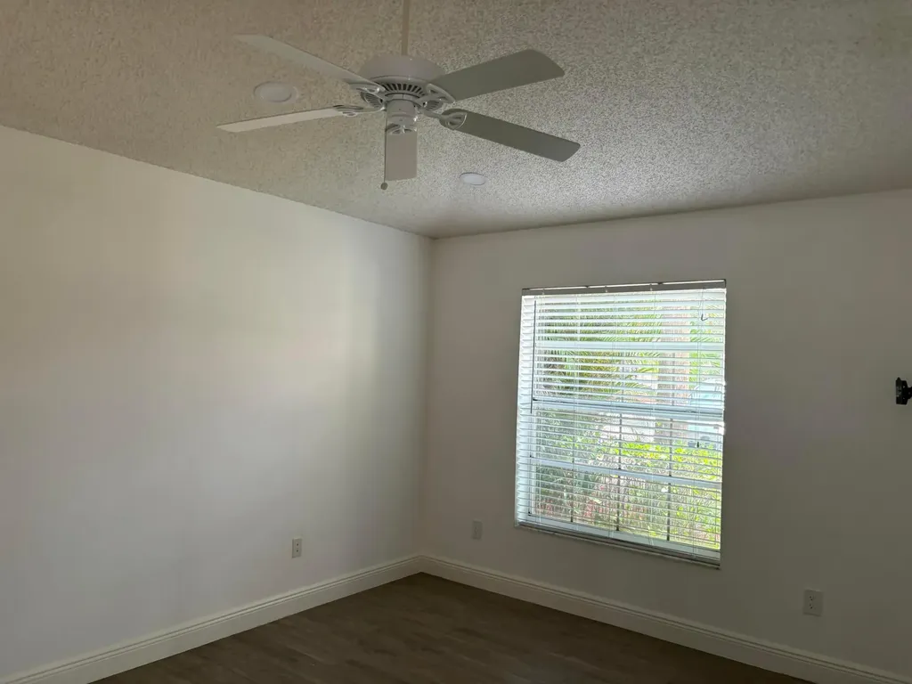 7296 Via Palomar Boca Raton FL 33433