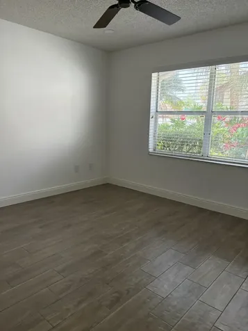 7296 Via Palomar Boca Raton FL 33433
