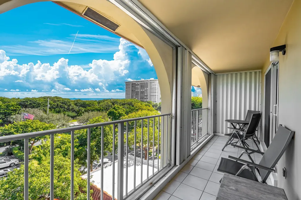 1111 S Ocean Boulevard Boca Raton FL 33432