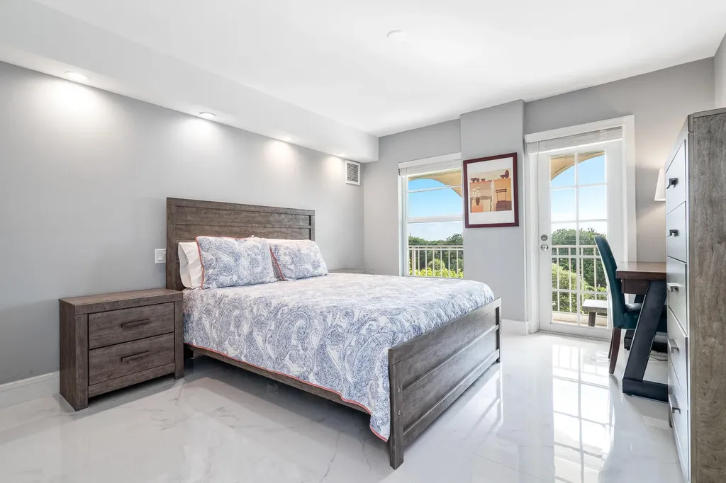 1111 S Ocean Boulevard Boca Raton FL 33432