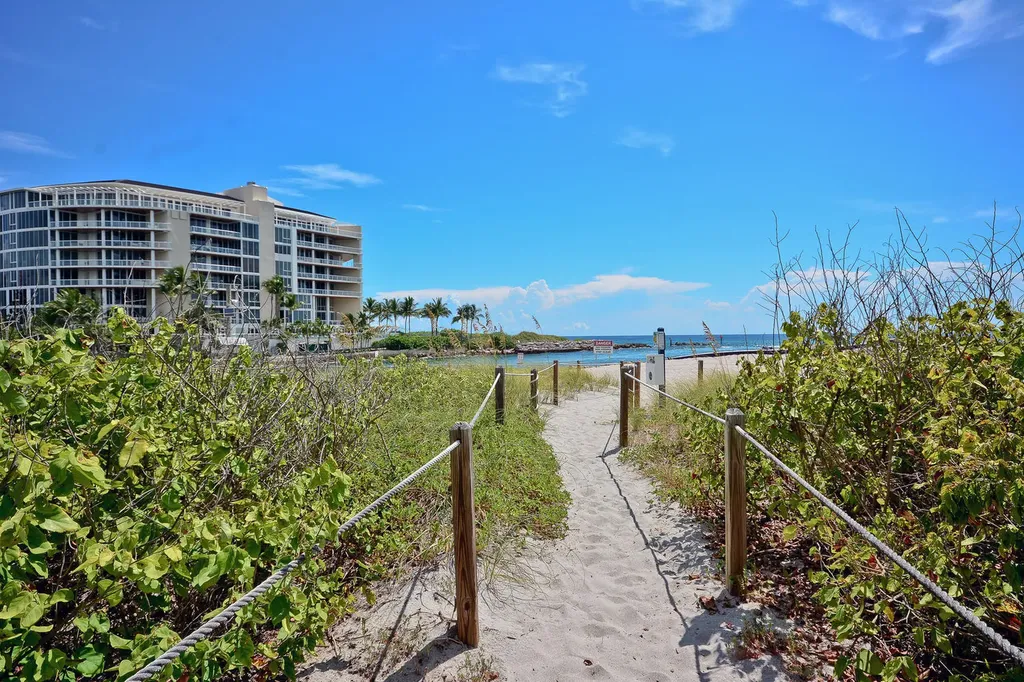 1111 S Ocean Boulevard Boca Raton FL 33432