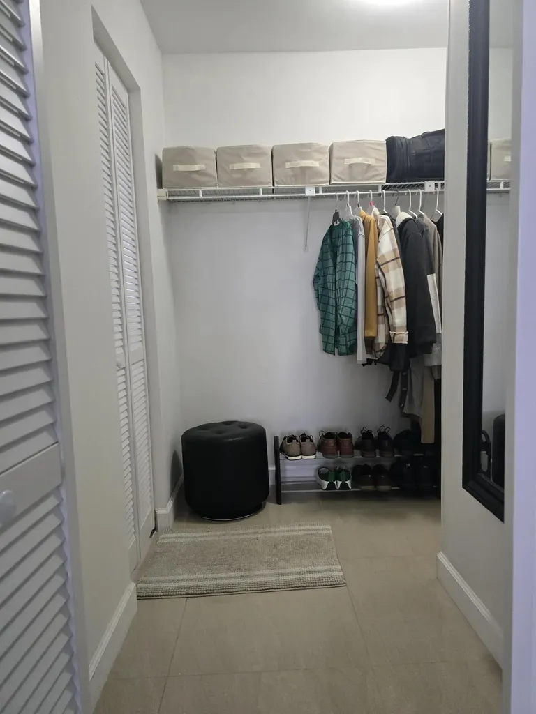 5255 Mendoza Street West Palm Beach FL 33415