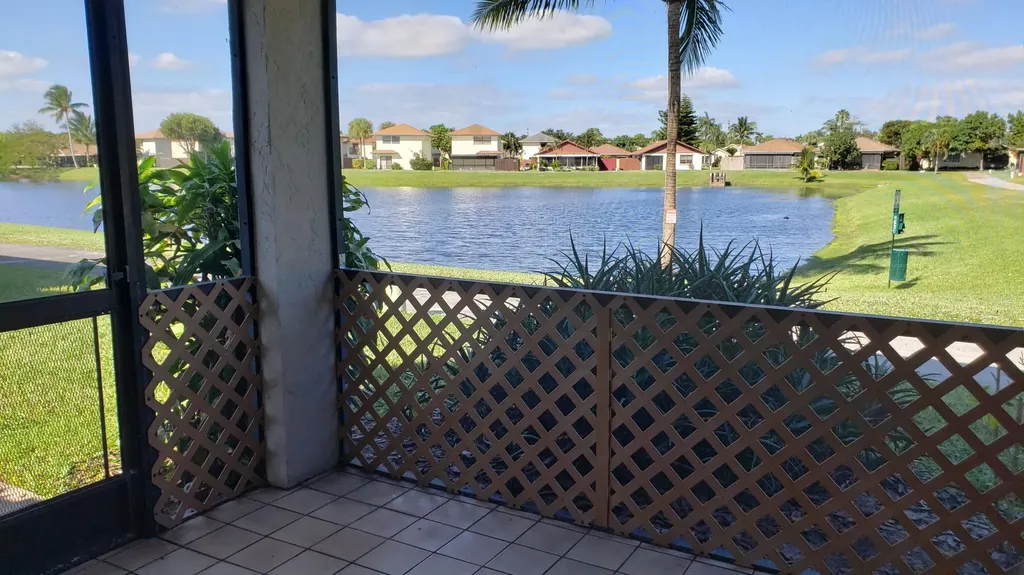 5255 Mendoza Street West Palm Beach FL 33415