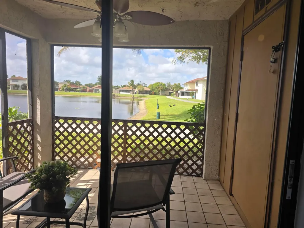 5255 Mendoza Street West Palm Beach FL 33415