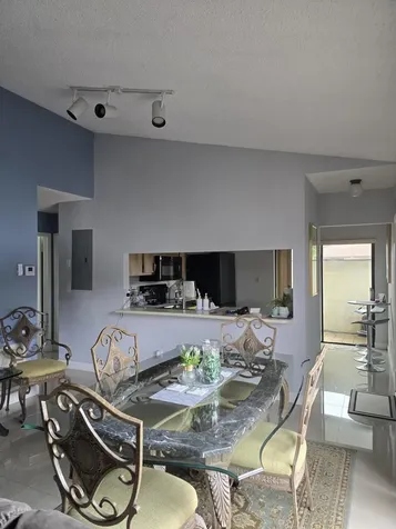 5255 Mendoza Street West Palm Beach FL 33415