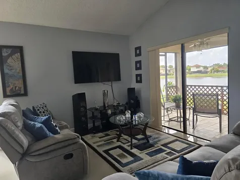 5255 Mendoza Street West Palm Beach FL 33415