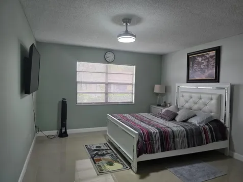 5255 Mendoza Street West Palm Beach FL 33415