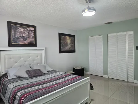 5255 Mendoza Street West Palm Beach FL 33415