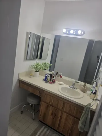 5255 Mendoza Street West Palm Beach FL 33415