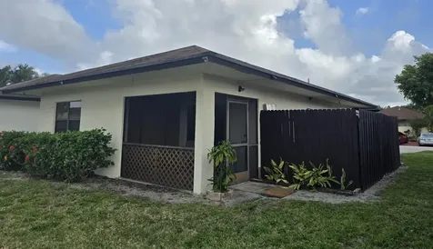 5255 Mendoza Street West Palm Beach FL 33415