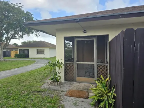 5255 Mendoza Street West Palm Beach FL 33415