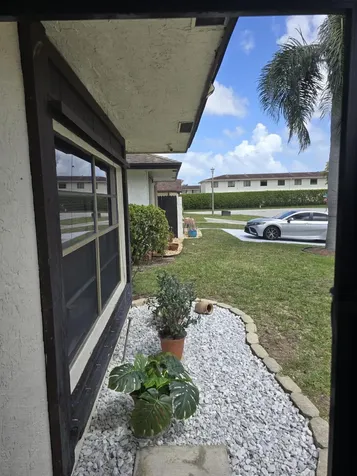 5255 Mendoza Street West Palm Beach FL 33415