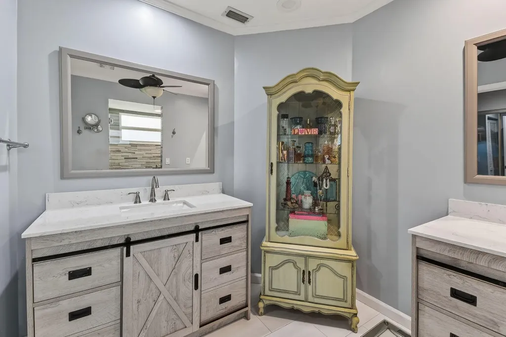 5749 Turnwood Court Jupiter FL 33458