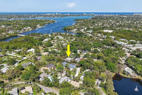 5749 Turnwood Court Jupiter FL 33458