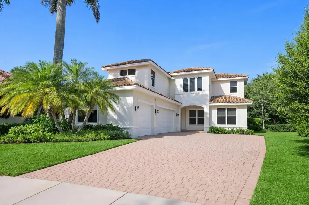 2013 Harbor View Circle Weston FL 33327