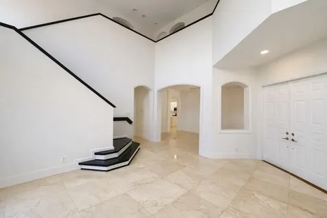 2013 Harbor View Circle Weston FL 33327