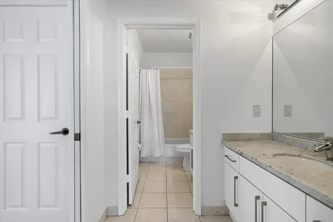 2013 Harbor View Circle Weston FL 33327