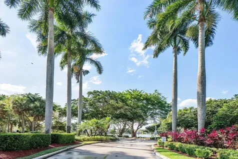 2013 Harbor View Circle Weston FL 33327