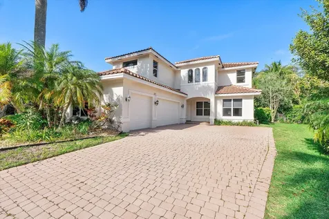 2013 Harbor View Circle Weston FL 33327