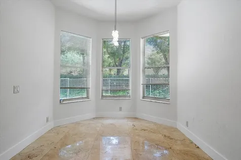 2013 Harbor View Circle Weston FL 33327