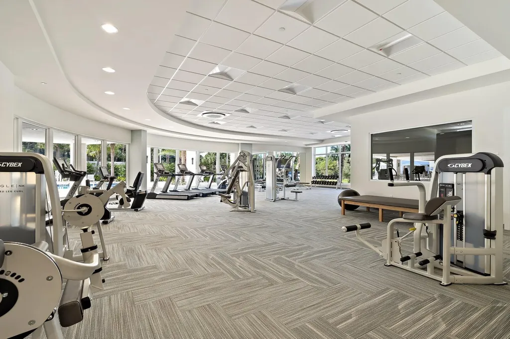 2720 Donald Ross Road Palm Beach Gardens FL 33410