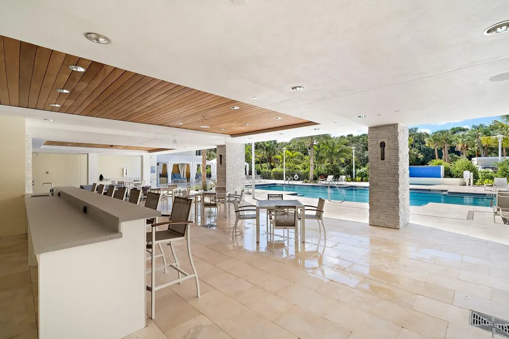 2720 Donald Ross Road Palm Beach Gardens FL 33410