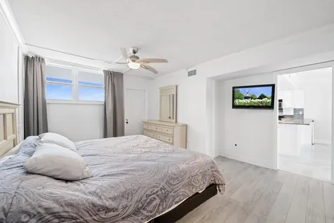 3100 NE 49th Street Fort Lauderdale FL 33308