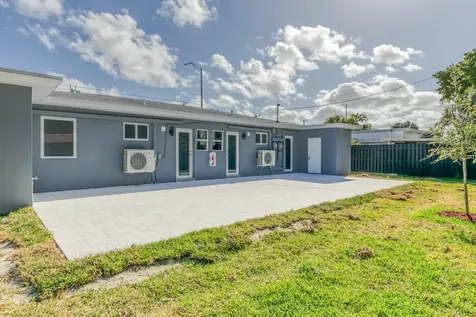 2017 NE 26th Street Wilton Manors FL 33305