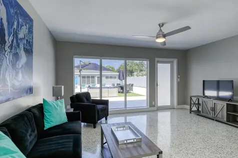 2017 NE 26th Street Wilton Manors FL 33305