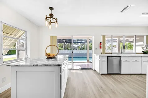 5060 NW 41st Court Lauderdale Lakes FL 33319