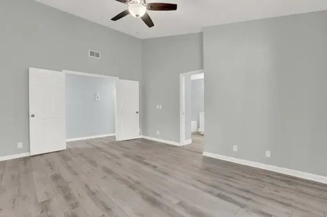 9 Lexington Lane E Palm Beach Gardens FL 33418