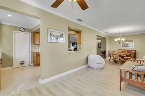 814 SW 5th Avenue Boynton Beach FL 33426