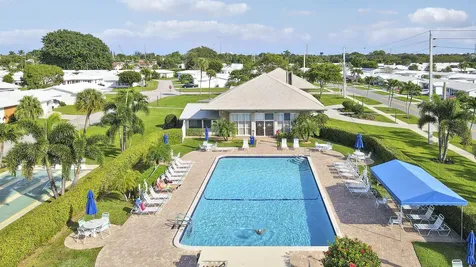 814 SW 5th Avenue Boynton Beach FL 33426