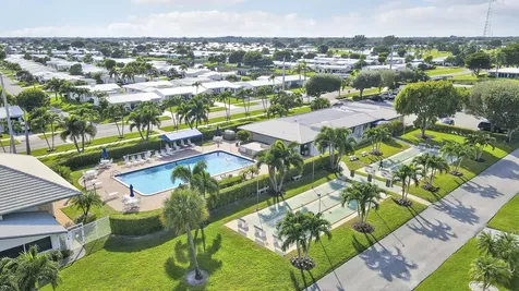 814 SW 5th Avenue Boynton Beach FL 33426