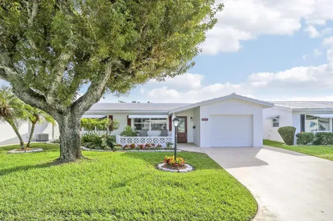 814 SW 5th Avenue Boynton Beach FL 33426