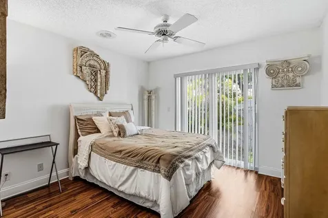27 Wyndham Lane Palm Beach Gardens FL 33418
