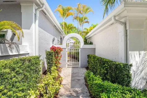 27 Wyndham Lane Palm Beach Gardens FL 33418